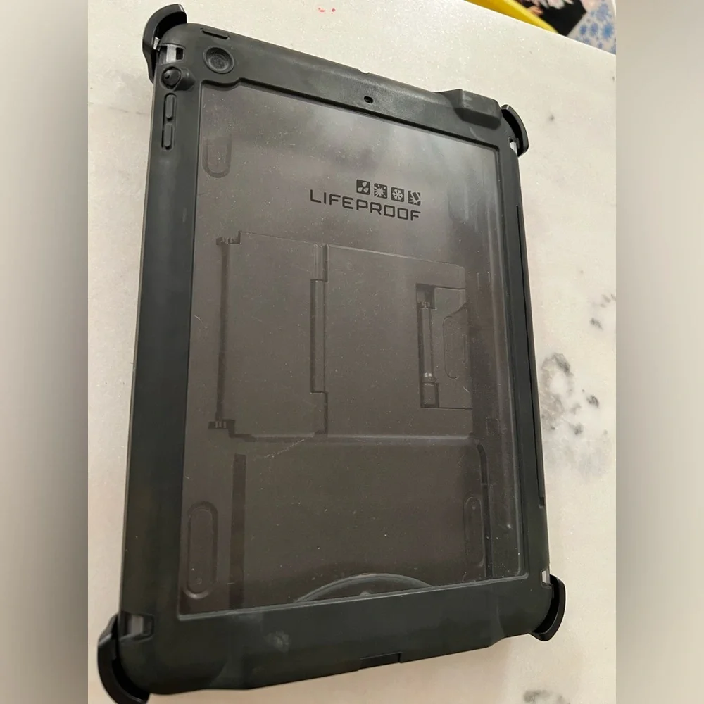 LifeProof Black Tablet Cover Ultimate Protection